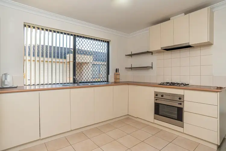 Seventh view of Homely villa listing, Unit 9/10 Leslie Street, Cannington WA 6107