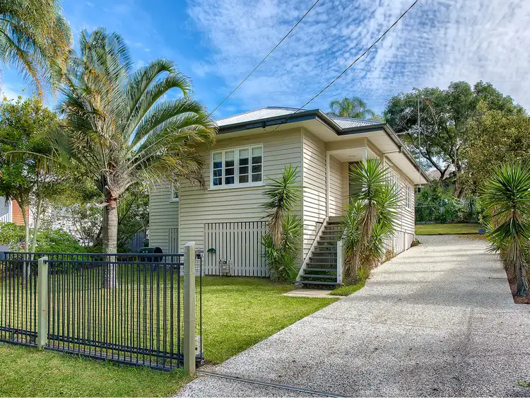 16 Nevitt Street, Stafford QLD 4053