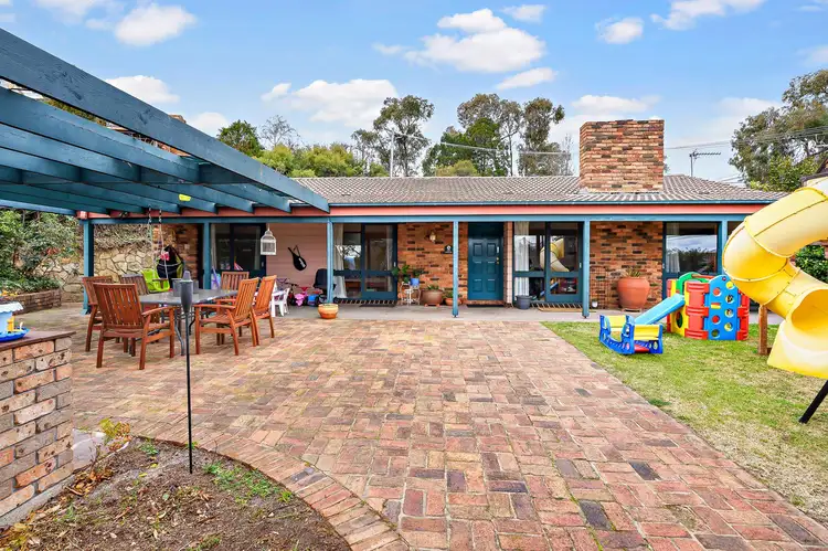 16 Adamson Crescent, Wanniassa ACT 2903