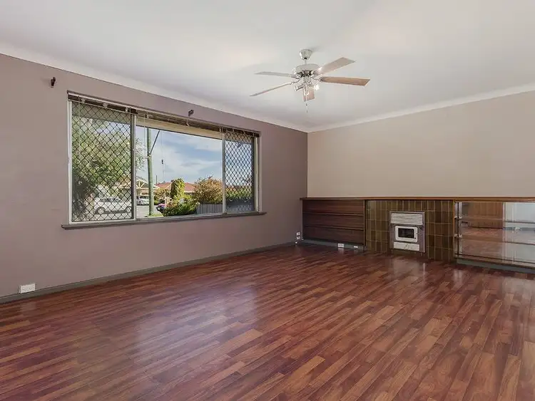 Second view of Homely house listing, 42 Charthouse Road, Safety Bay WA 6169