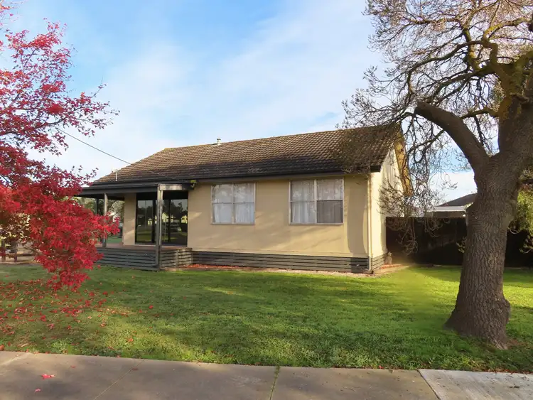 Main view of Homely house listing, 18 Dawson Street, Rosedale VIC 3847