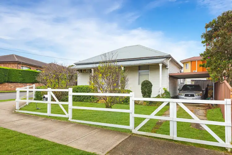4 Waratah Street, Croydon Park NSW 2133