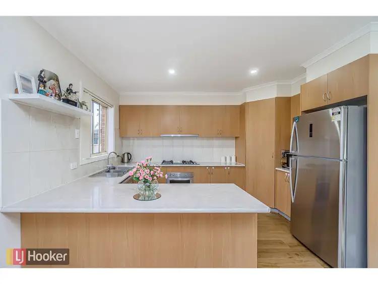 Fourth view of Homely house listing, 16 Discovery Close, Craigieburn VIC 3064