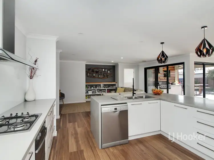 Second view of Homely house listing, 8 Birch Court, Eastwood VIC 3875