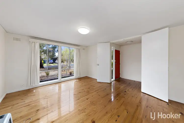 Second view of Homely house listing, 10 Jindivik Place, Scullin ACT 2614