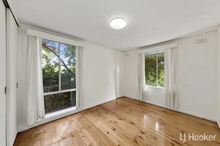 Sixth view of Homely house listing, 10 Jindivik Place, Scullin ACT 2614
