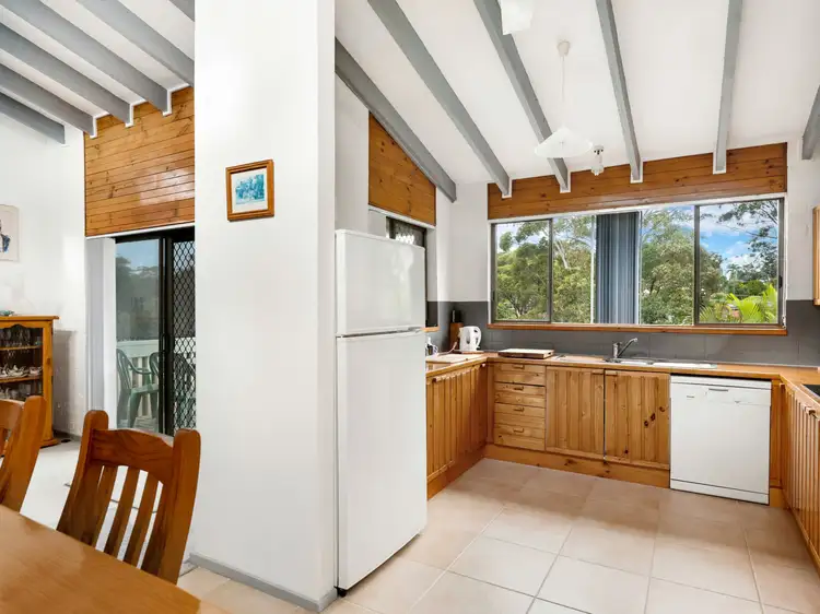 Second view of Homely house listing, 7 Campton Close, Jewells NSW 2280