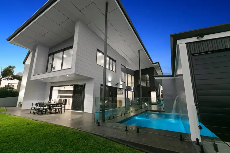 42 Carrothool Place, Mooloolaba QLD 4557
