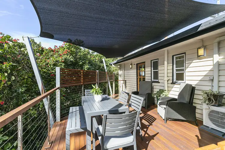 148 Cracknell Road, Tarragindi QLD 4121
