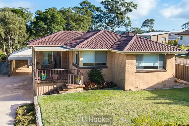 4 Alam Street, Warners Bay NSW 2282