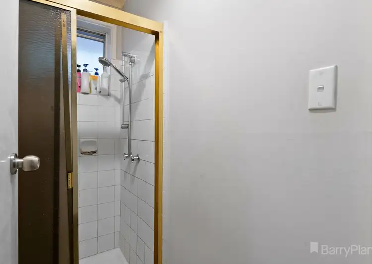 Sixth view of Homely house listing, 10 VISTULA CRT, Springvale South VIC 3172