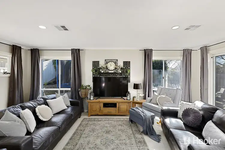 Second view of Homely house listing, 10 Mandurah Place, Ngunnawal ACT 2913
