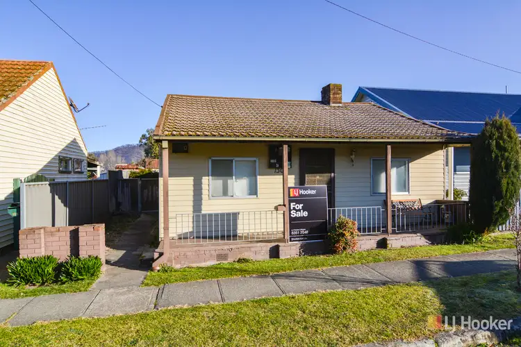 130 Inch Street, Lithgow NSW 2790