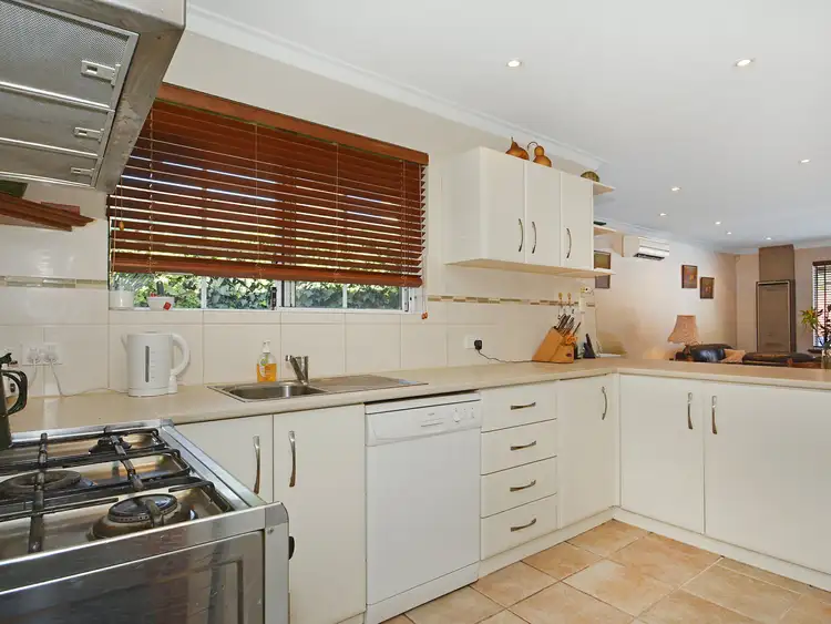 Fifth view of Homely house listing, 44 Sandalwood Dve, Greenwood WA 6024
