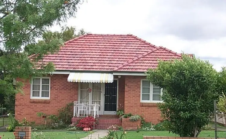 33 Deloraine Street, Wavell Heights QLD 4012