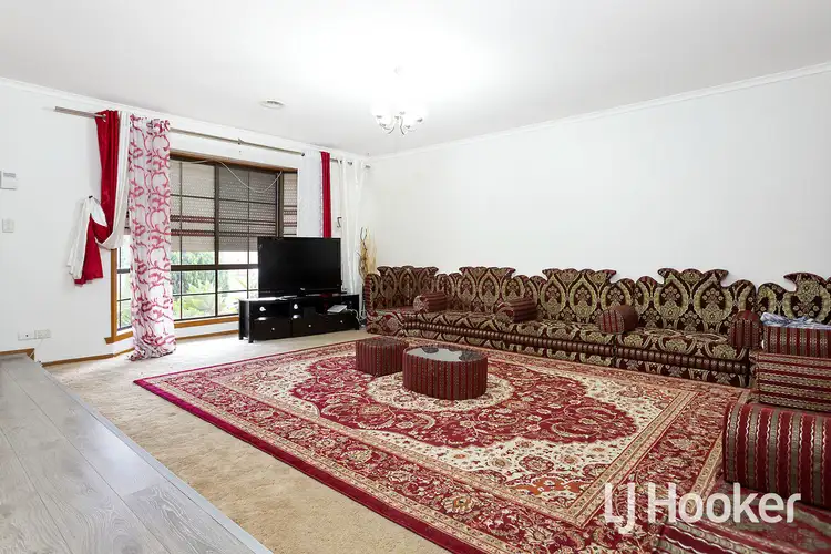 Second view of Homely house listing, 40 Oriole Drive, Werribee VIC 3030