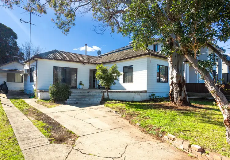 18 Winifred Street, Condell Park NSW 2200