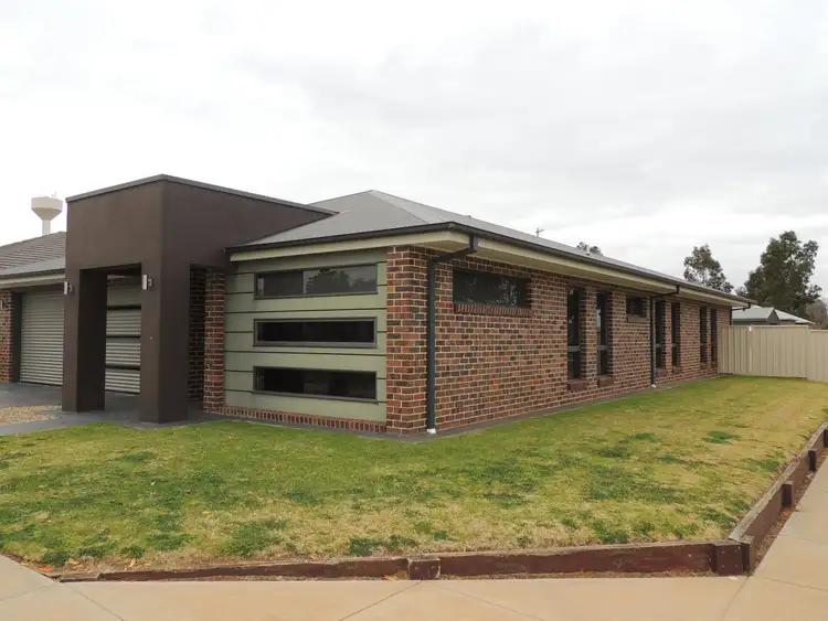 Second view of Homely house listing, 2 Merit Crescent, Swan Hill VIC 3585