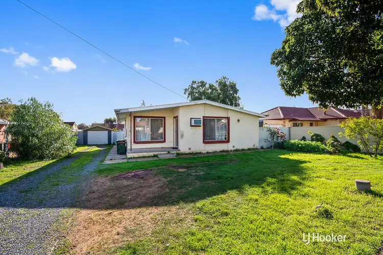 23 Bloomfield Crescent, Elizabeth Downs SA 5113