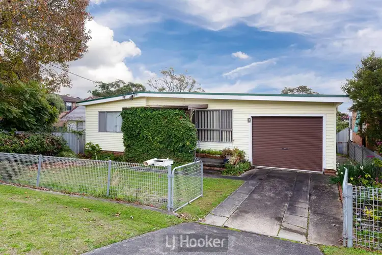 Second view of Homely house listing, 3 Mount Waring Road, Toronto NSW 2283