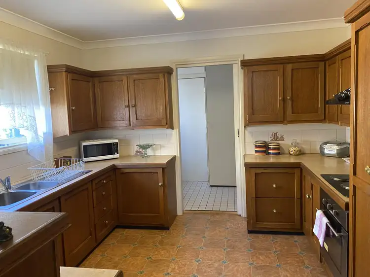 50 Underwood Street, Forbes NSW 2871