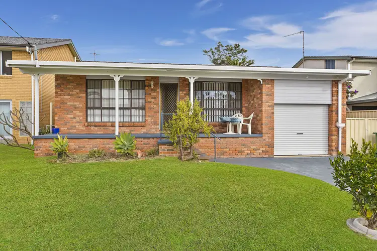 14 Highclere Street, Bateau Bay NSW 2261