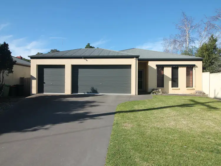 Main view of Homely townhouse listing, 25B Macrae Street, Bairnsdale VIC 3875