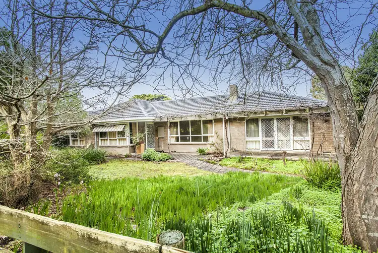 106 Cambridge Road, Kilsyth VIC 3137