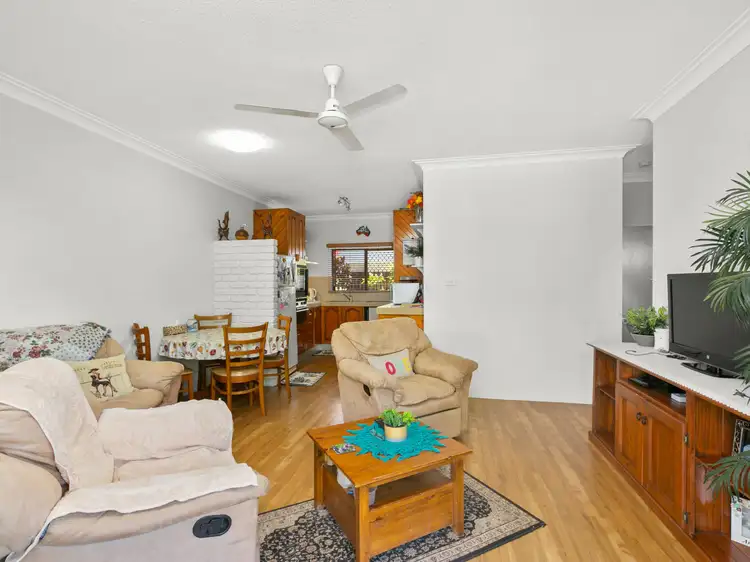 Fifth view of Homely unit listing, 2/11 Mintaro Crescent, Woree QLD 4868