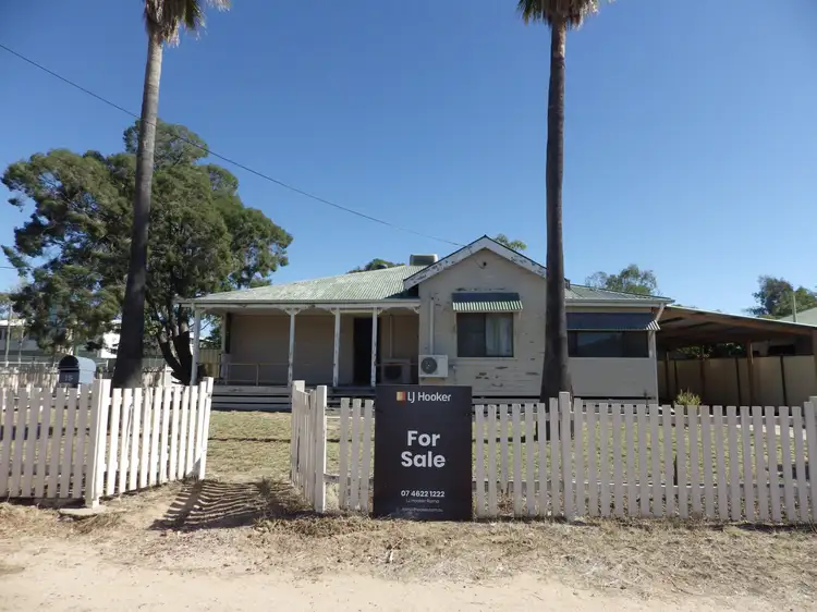 15 Cottell Street, Roma QLD 4455