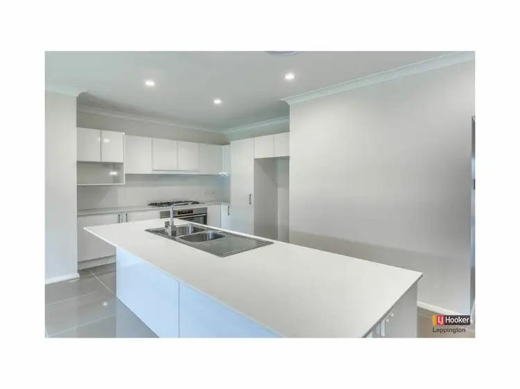 10 Brookner Street, Spring Farm NSW 2570