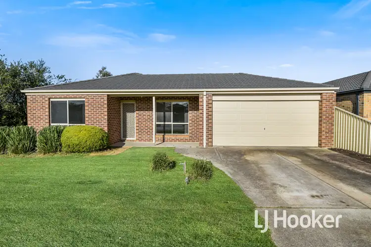 5 Salvia Avenue, Pakenham VIC 3810