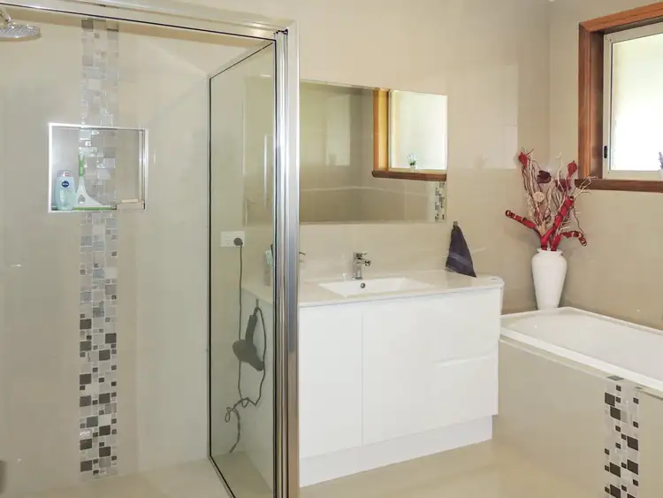 Fifth view of Homely house listing, 129 Chapman Street, Swan Hill VIC 3585