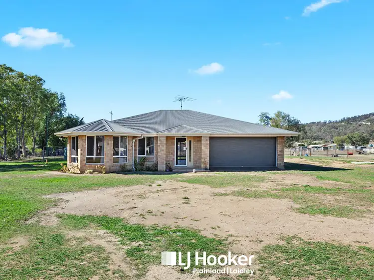 14 Denis Crt, Summerholm QLD 4341