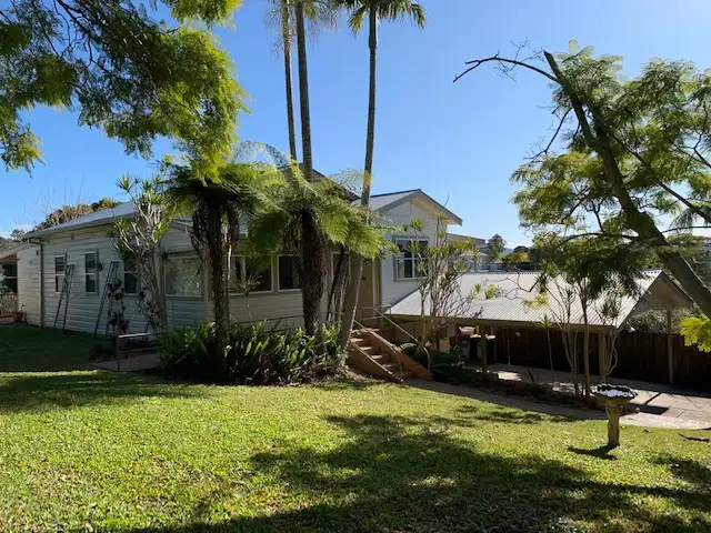 19 Barrie Street, Macksville NSW 2447