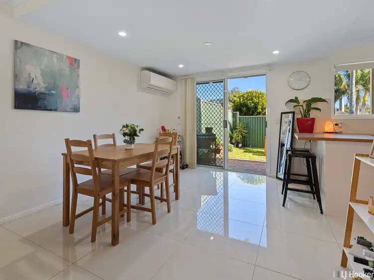 Third view of Homely townhouse listing, 19/285 Creek Road, Mount Gravatt East QLD 4122