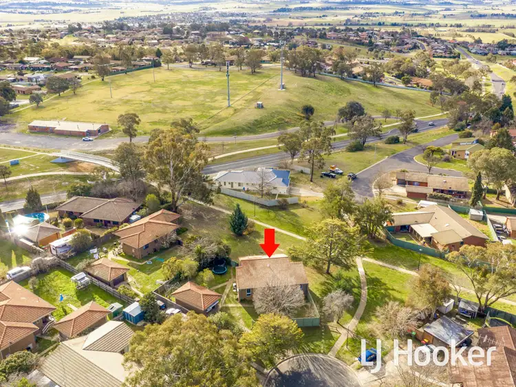Third view of Homely house listing, 52 Kelloshiel Close, West Bathurst NSW 2795