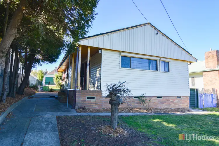 11 Hassan Street, Lithgow NSW 2790