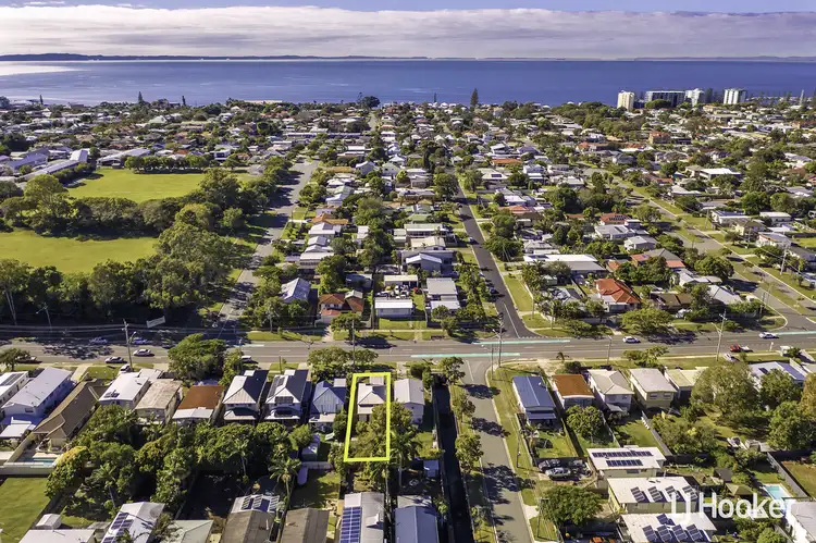 135 Scarborough Road, Redcliffe QLD 4020