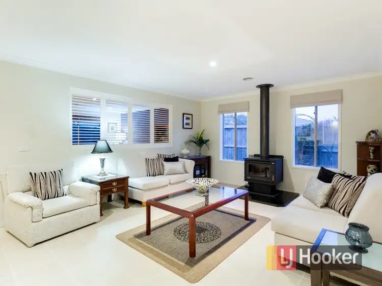 Fourth view of Homely house listing, 6 Lytham Court, Cranbourne VIC 3977