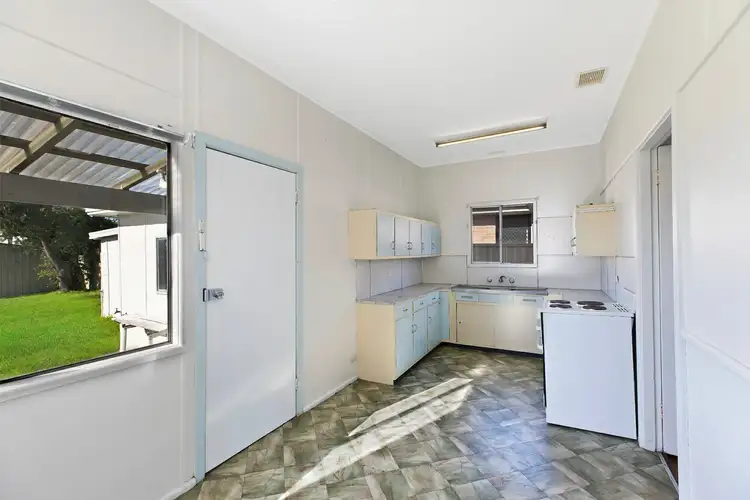 Fifth view of Homely house listing, 14 Shortland Avenue, Killarney Vale NSW 2261