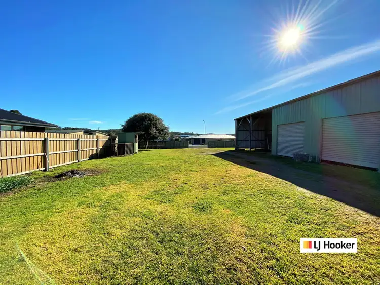 11 Heather Place, St Helens TAS 7216