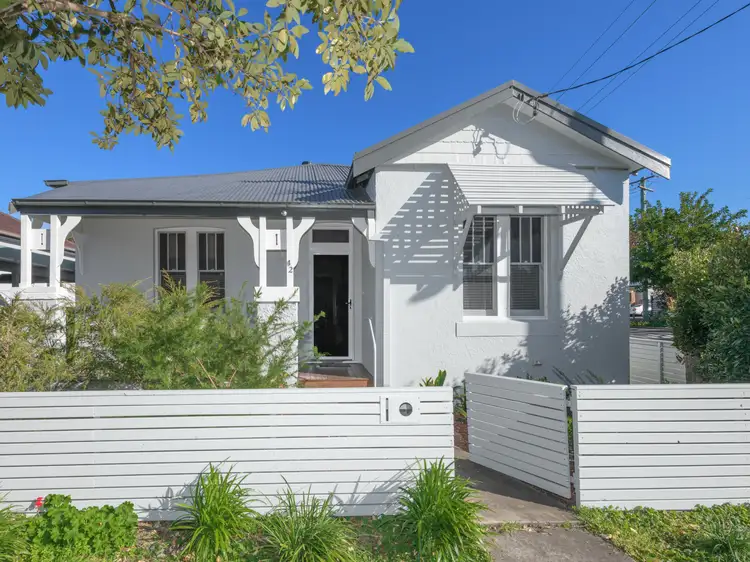Main view of Homely house listing, 42 Roslyn Avenue, Islington NSW 2296