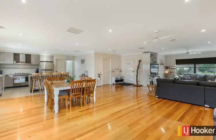 Second view of Homely house listing, 3 The Outlook, Hidden Valley VIC 3756
