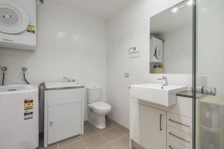Seventh view of Homely apartment listing, 14/29 State Circle, Deakin ACT 2600