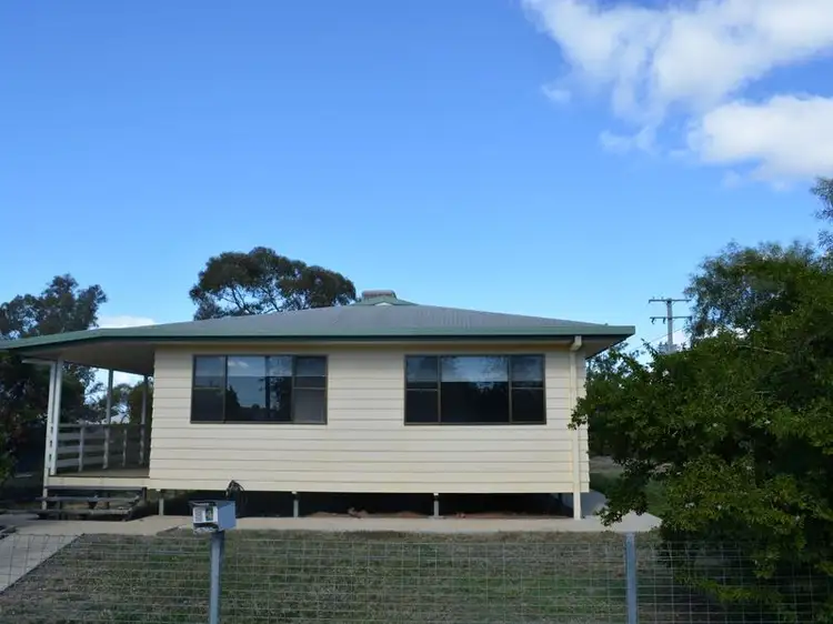 24 Derry Street, Roma QLD 4455