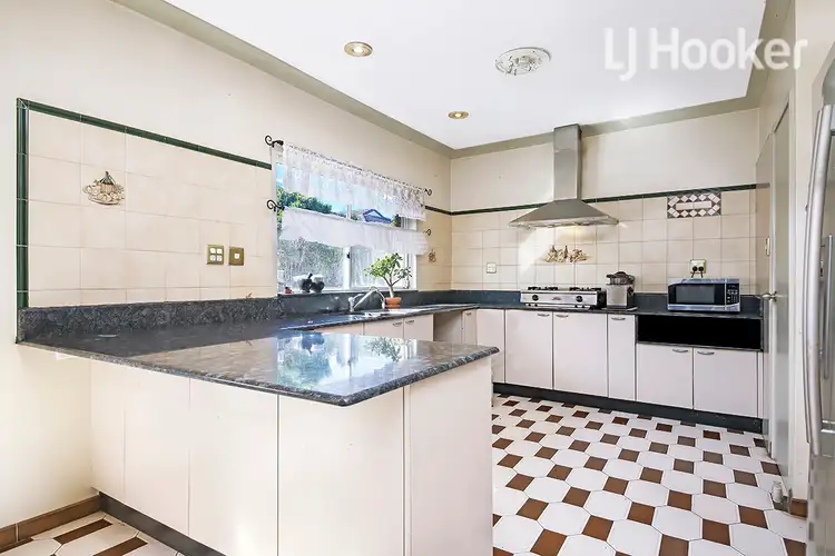 Fifth view of Homely house listing, 7 Yarra Place, St Johns Park NSW 2176