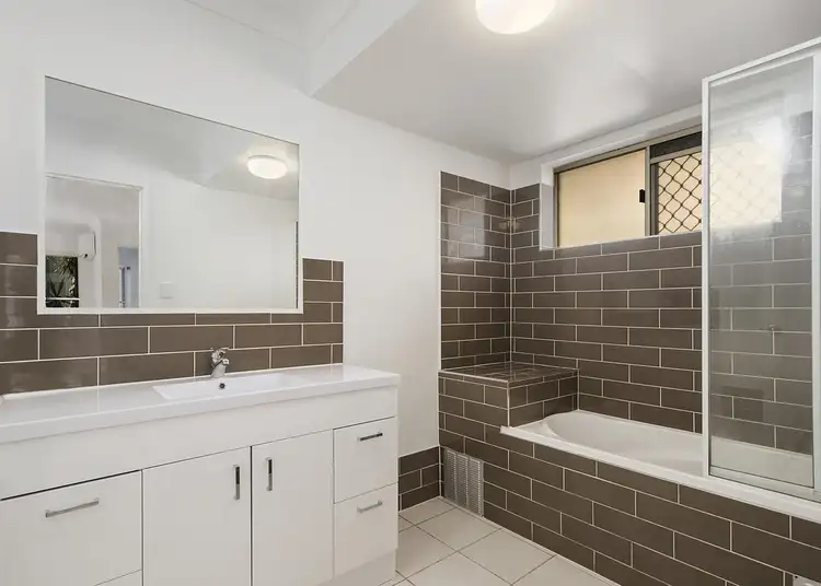 Seventh view of Homely unit listing, 1/39 Malcolm Street, Hawthorne QLD 4171