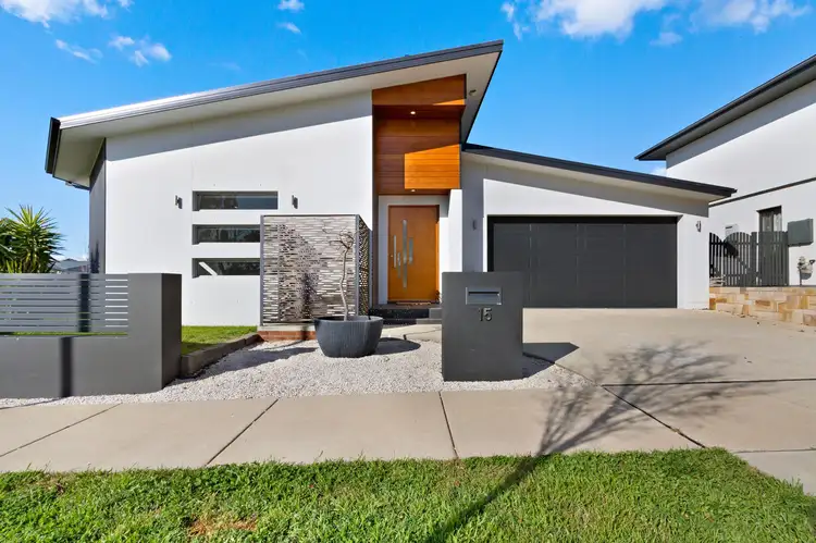 15 Maranunga Crescent, Crace ACT 2911
