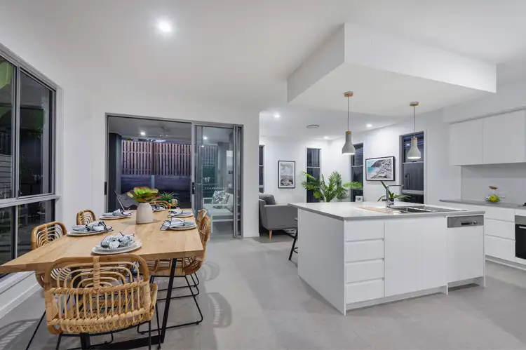 27 Melville Drive, Pimpama QLD 4209